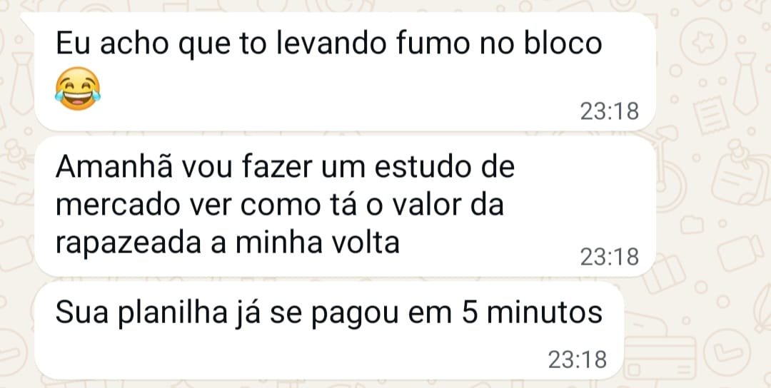 Cliente comentando que a planilha já se pagou
